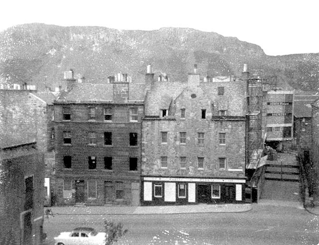 Castle o'Clouts, 104 St Leonard's Street, Edinburgh