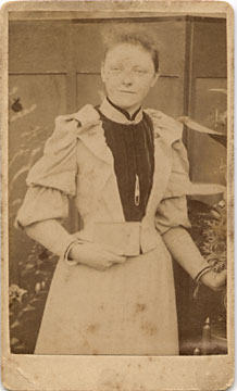 Carte de visite No 2  -  by John Gordon  -  front