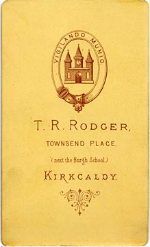 Carte de Visite of a lady from the Kirkcaldy studio of TR Rodger (back)
