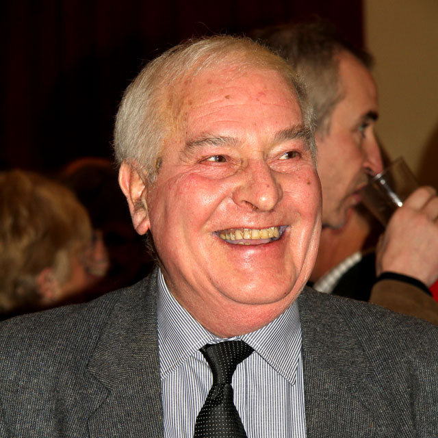 Sandy Cleland, a former President of EPS, at a gathering of EPS Members on 15 December 2010, to celebrate his recent invitation to join the London Salon.