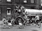 Children Playing On A Lorry, Glasgow' by Roger Mayne, 1958