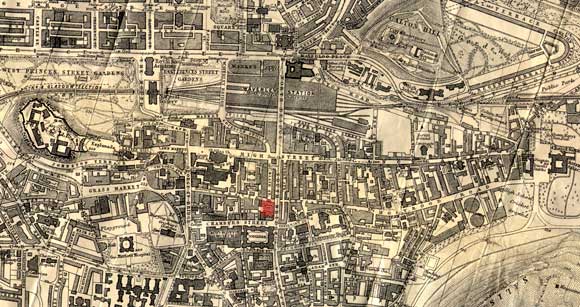 Fire in the Old Town of Edinburgh  -  December 2002  -  Zoom-out on a 1917 map.