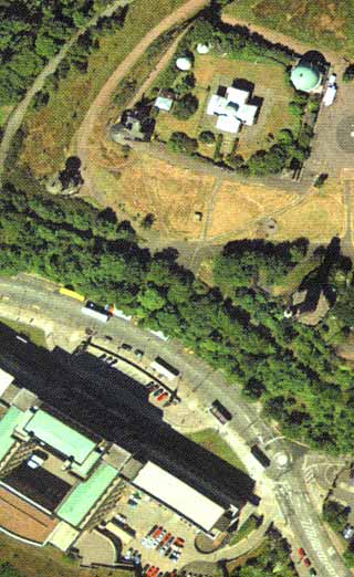 Detail from anaerial photograph of  Edinburgh  -  XUZ Digital Map Company, 2001  -  Calton