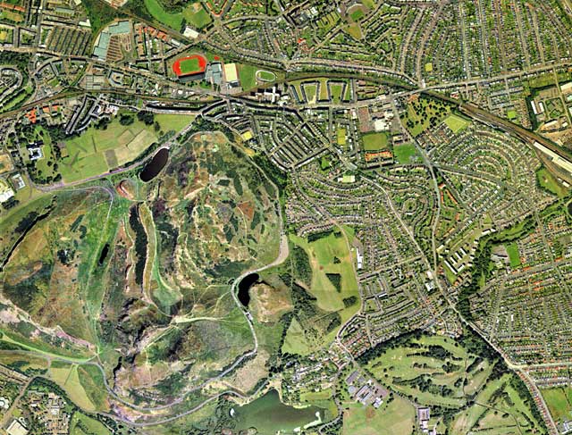 Edinburgh aerial view, 2001  -  East Edinburgh Section