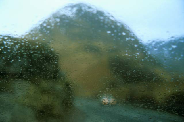 Photograph of the road to Glencoe  -  An example of differential focus