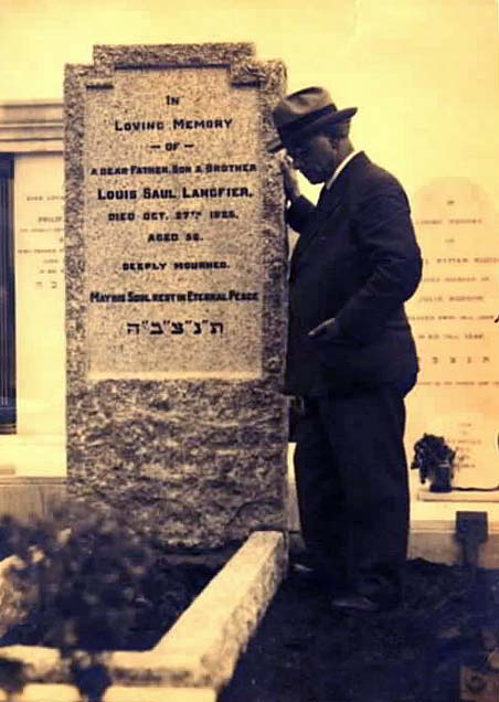 Louis Saul Langfier's gravestione with his brother Adolph standing beside it