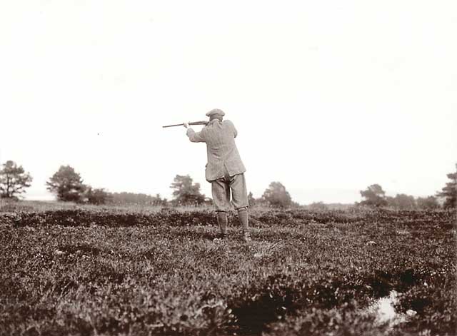Photograph from the family of Horatio Ross  -  Hunting and Shooting in the Scottish Highlands  -  'A God Shot'