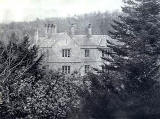 Photograph attributed to Horatio Ross  -  Which house might this be?