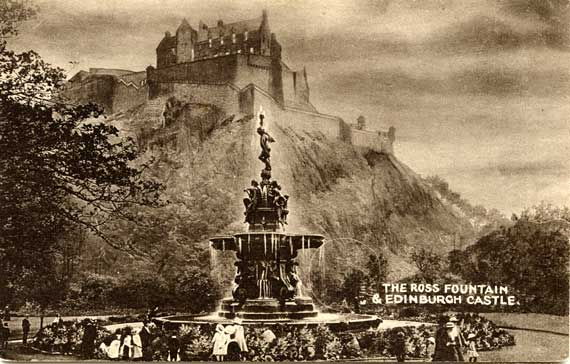 The Ross Fountain in Princes Street Gardens  -  Postcard  -  PPC Philco Series