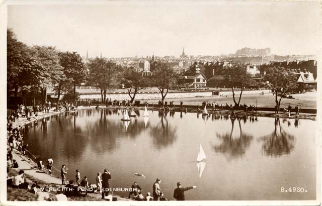 Valentine Postcard  -  Sailing model yachts on Inverleith Pond in Inverleith Park.