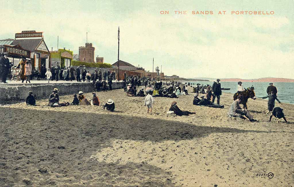 Valentine Postcard  -  Portobello sands and George G Morrison's Photographic Studio at No 21, Promenade