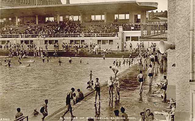 Portobello Bathing Pool  -  Valentine Postcard