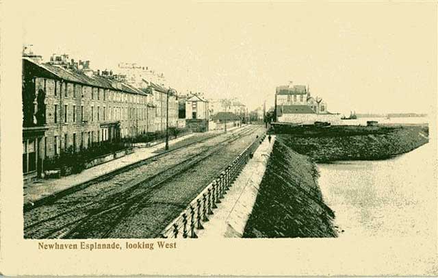 Annfield  -  View to the East towards Newhaven, 1910