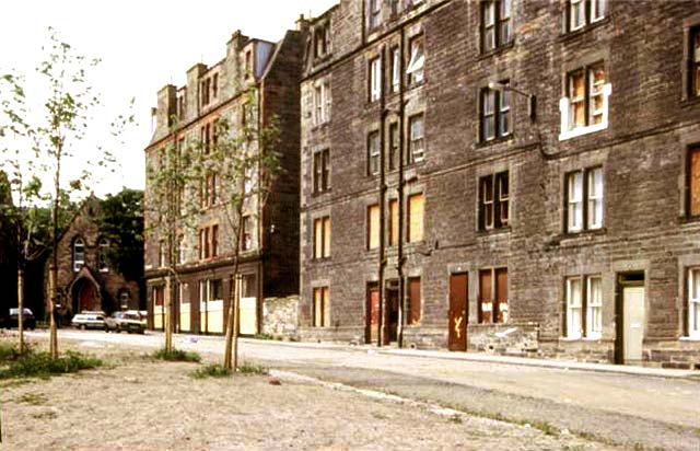 Looking to the west along Admiralty Street towards North Junction Street, Leith, 1978