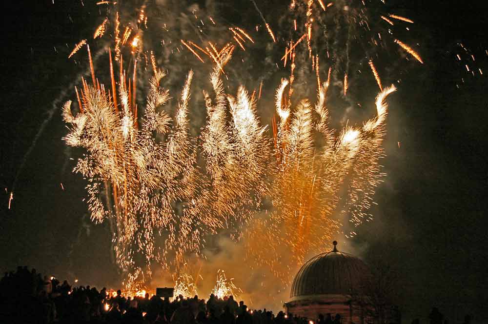 Fireworks on Calton Hill, following the torchlight Procession to mark the start of Edinburgh's New Year Celebrations  -  29 December 2005