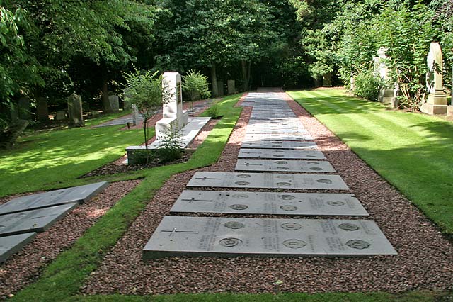 War Graves at Comely Bank Cemetery