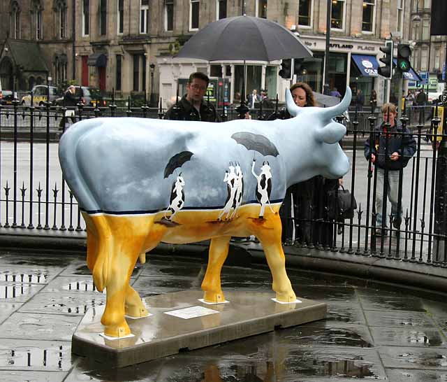 Edinburgh Cow Parade  -  2006  -  The West End of Princes Street