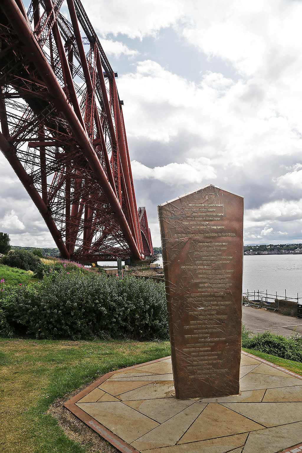 The Forth Bridge and Memorial to those who died building the bridge  -  North Queensferry