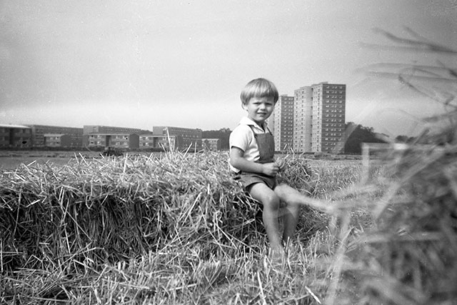 Graeme MacKay's son and Greendykes flats, 1967