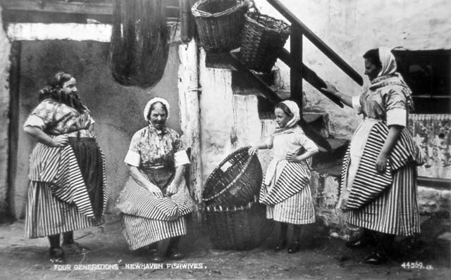 Four generations of Newhaven Fishwives -  A  Valentine postcard