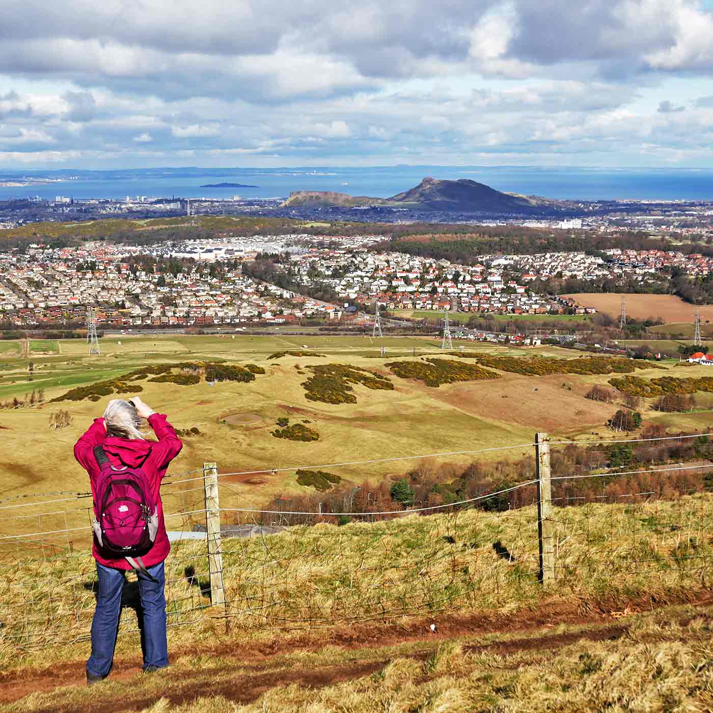 The Pentland Hills  -  A fine afternon on the first day of Spring:  March 20, 2015