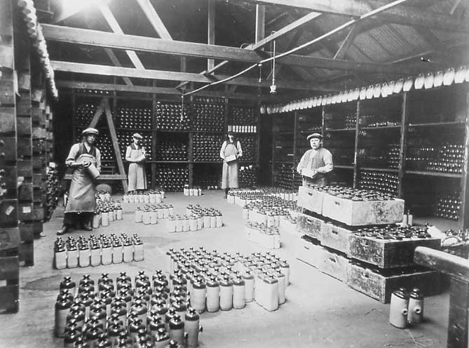 A W Buchan & Co  -  Waverley Pottery  -  Portobello  -  Warehouse, 1923