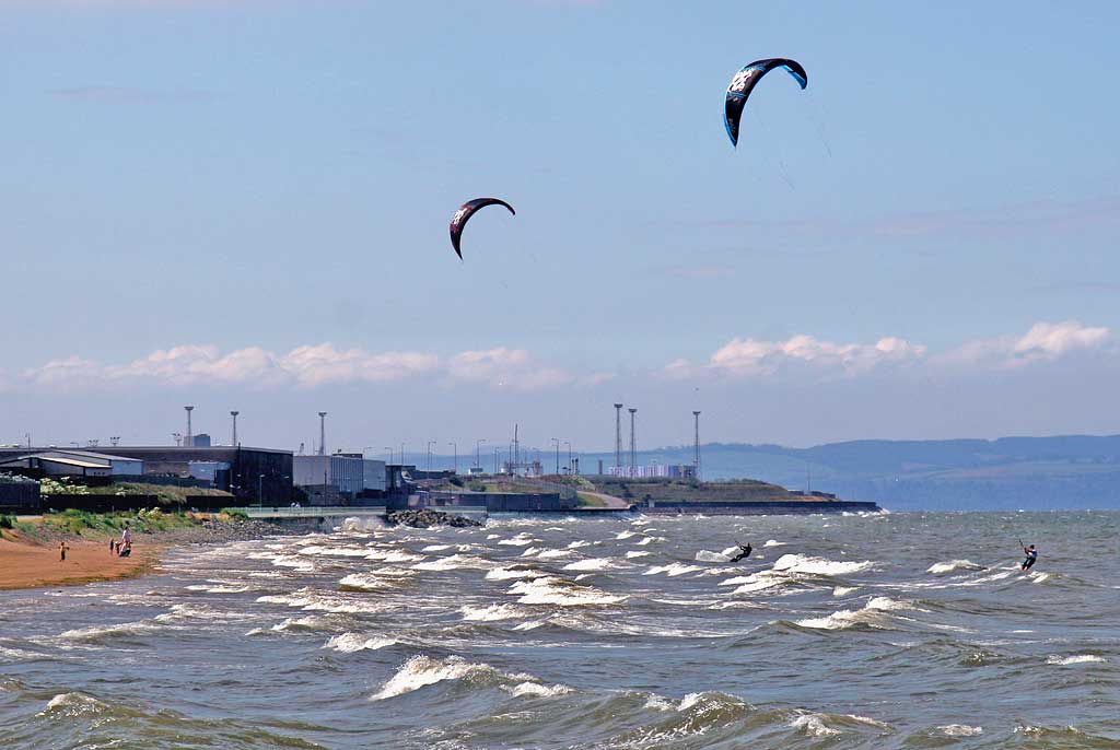 Surfing with kites on the Firth of Forth at Portobello  -  June 2009