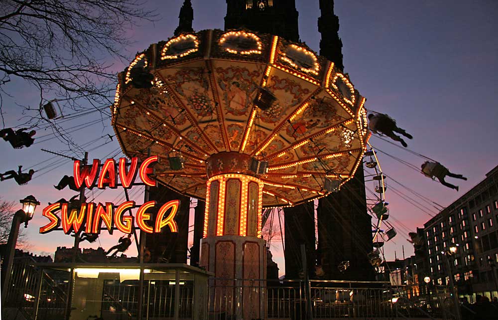 Edinburgh, Christmas 2005  -  The Flying Carousel in East Princes Street Gardens