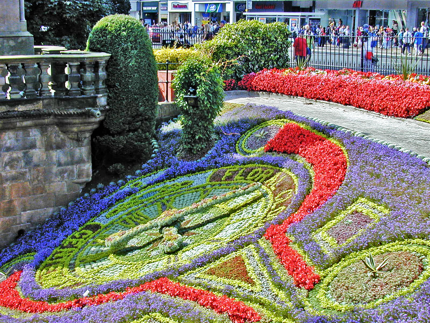 Floral Clock  in Princes Street Gardens  -  2003
