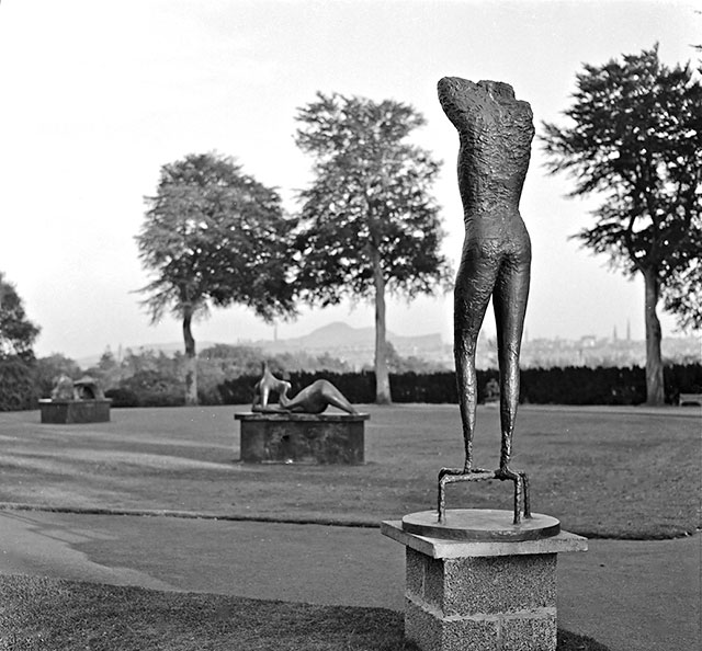 Sculptures in the Royal Botanic Garden  -  1961