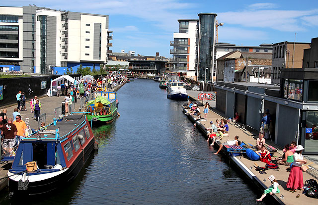 Edinburgh Canal Festival, 2013  -  Looking down from Leamington Bridge on the crowds at the festival on a fine summer afternoon