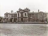 Photo titled 'Board School, Leith', taken probably between 1930 and 1947.  Which school was this?  Where was it?   Is it still standing?