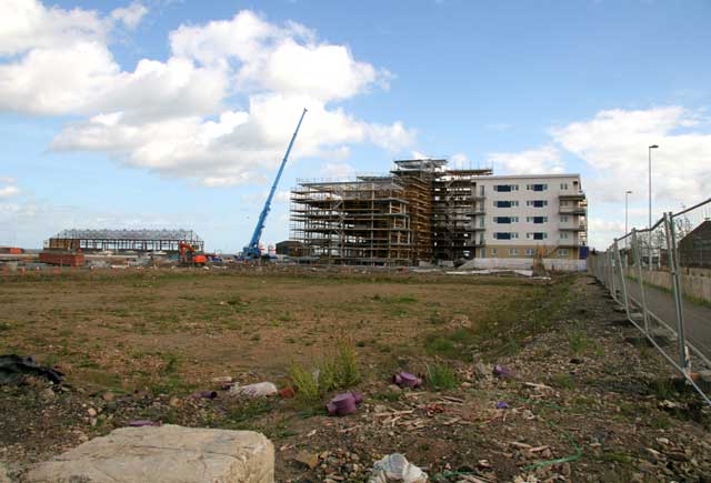 Edinburgh Waterfront  -  Construction begins at Granton Western Harbour