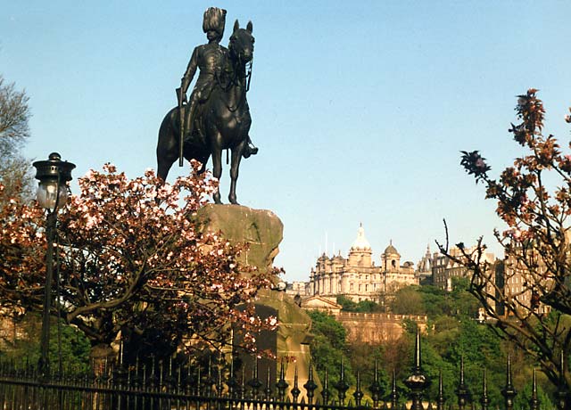 Royal Scots Greys' memorial statue  -  West Princes Street Gardens  - May 1988