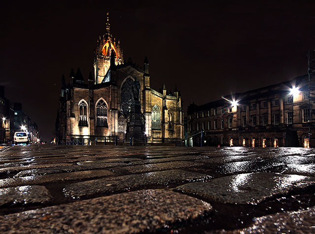 St Giles Church, High Street, Edinburgh  -  Wet Weather, January 2014