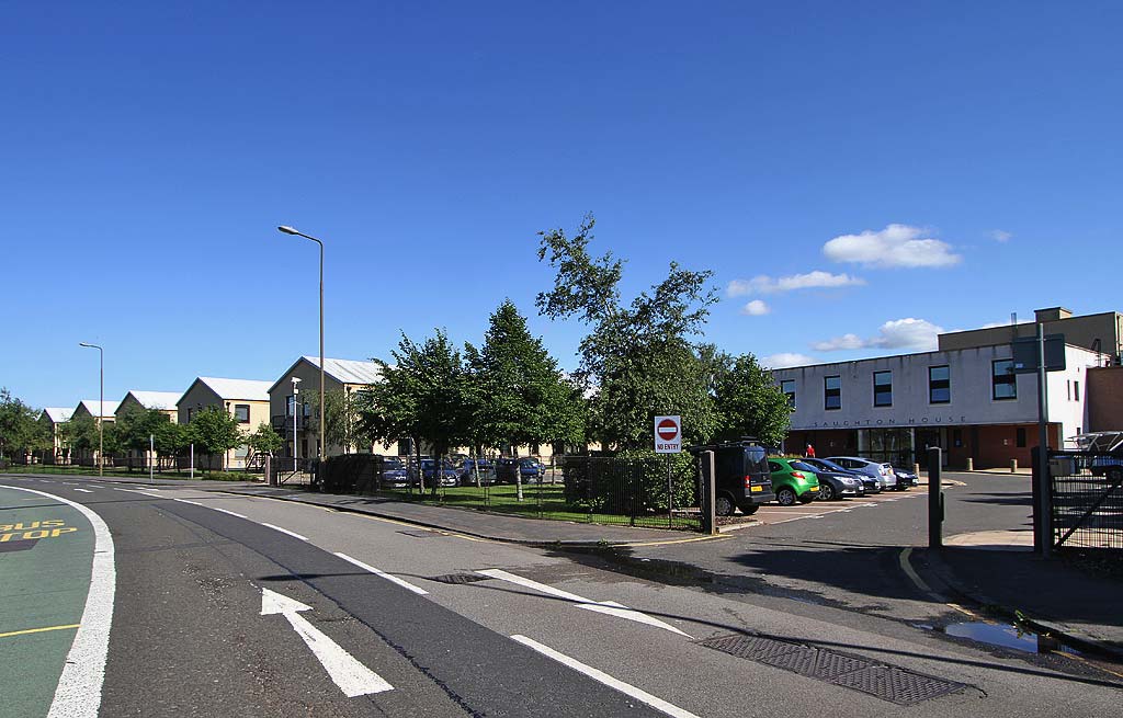 Saughton House, Government Buildings in Broomhouse Drive