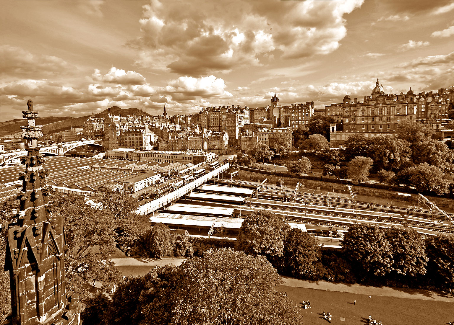View from the Scott Monument, looking South towards Edinburgh Old Town  -  August 2009