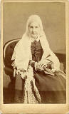 Carte de visite by Adam Diston  -  1884-1889  -  A Lady