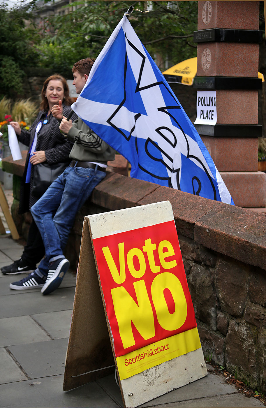 Photos taken in Edinburgh on voting day in the  Scottish Indepemdence Referendum on 18 September 2014  -  'Yes' and  'No' Campaigns