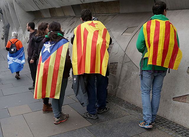 Photos taken in Edinburgh on voting day in the  Scottish Indepemdence Referendum on 18 September 2014  -  Visitors from Catalonia