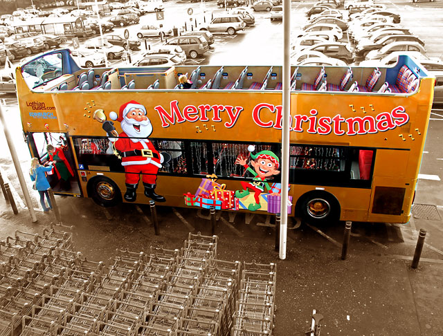 Lothian Buses' Grotto Bus at Craigleith Retiail Park on December 18, 2012