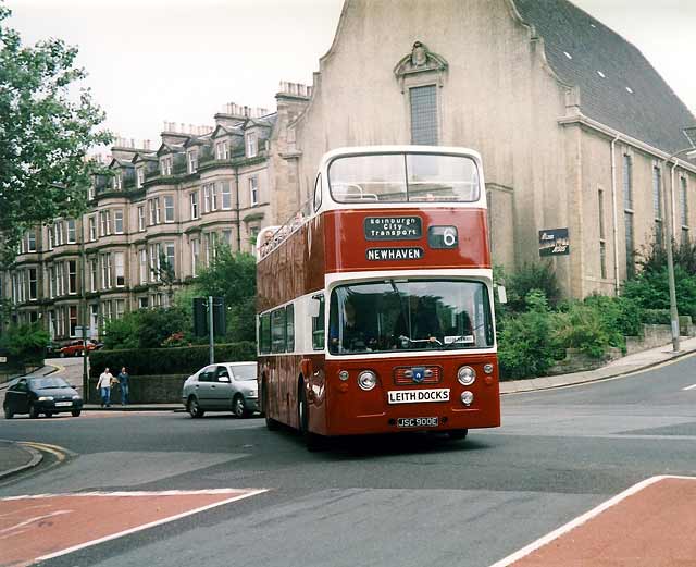 Lothian Region Transport  -  bus No 900, turning from Queensferry Road into Orchard Brae
