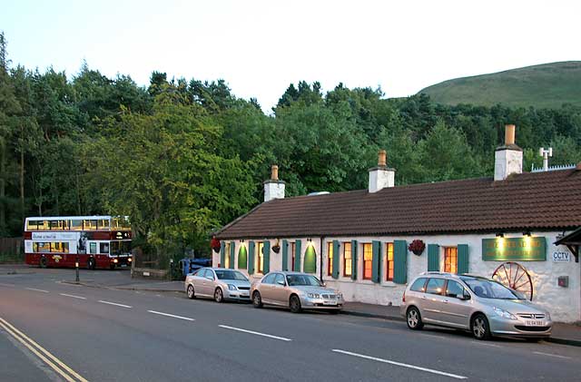 Lothian Buses  -  Terminus  -  Hillend  -  Route 4