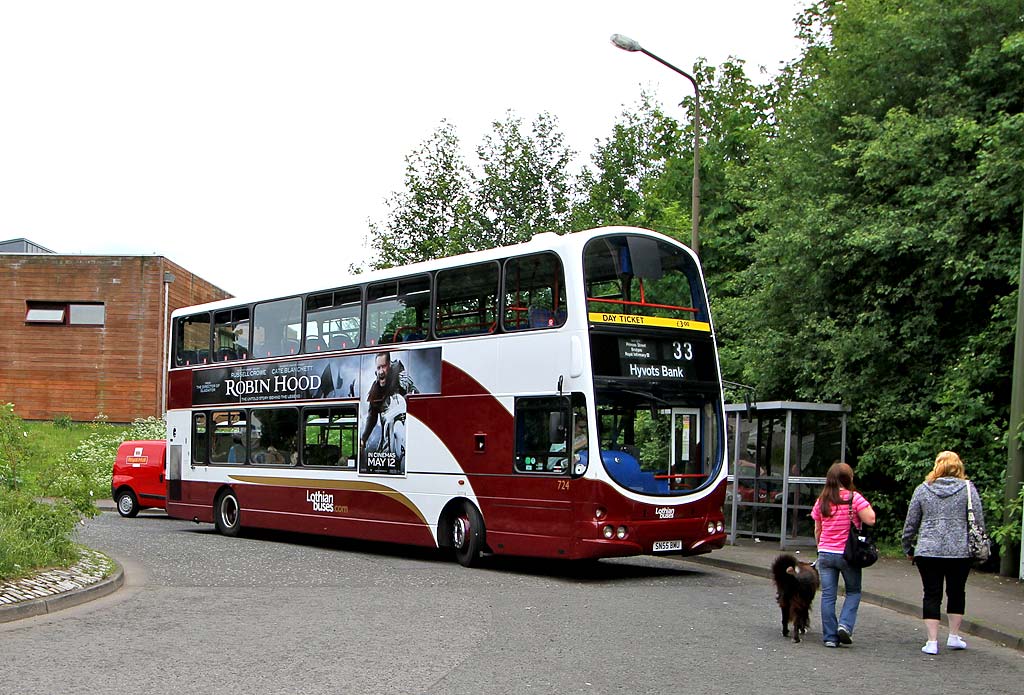 Lothian Buses  -  Terminus  -  Baberton  -  Route 33
