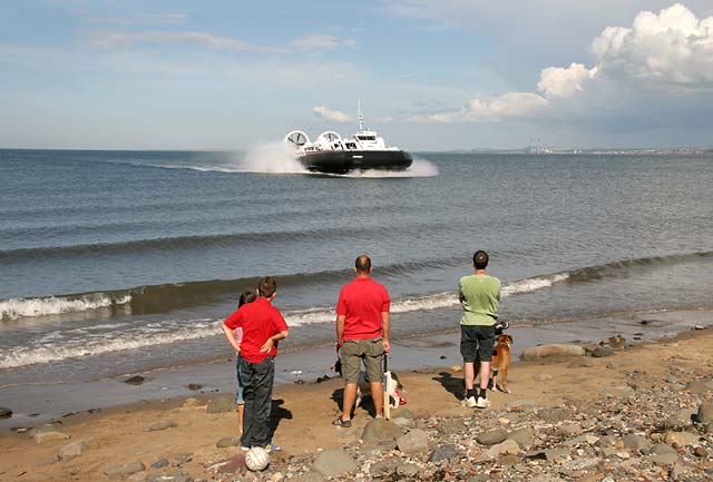 Hovercraft approaching Portobello, during thesecond day of trials for the Portobello-Kirkcaldy service  -  July 16, 2007