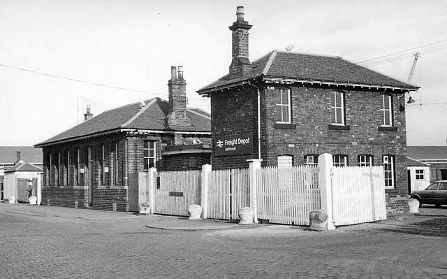 Railway photos - Leith South Goods Office - February 25, 1982