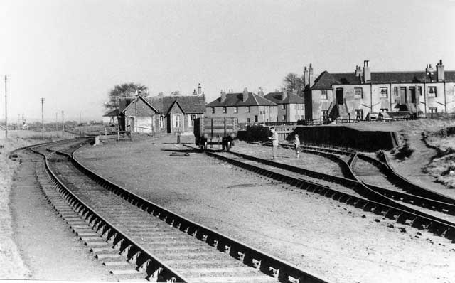 Railway photos  -  Roslin  -  April 17, 1955