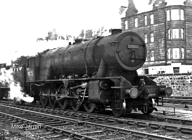 Edinburgh Railways  -  90773 at Seafield