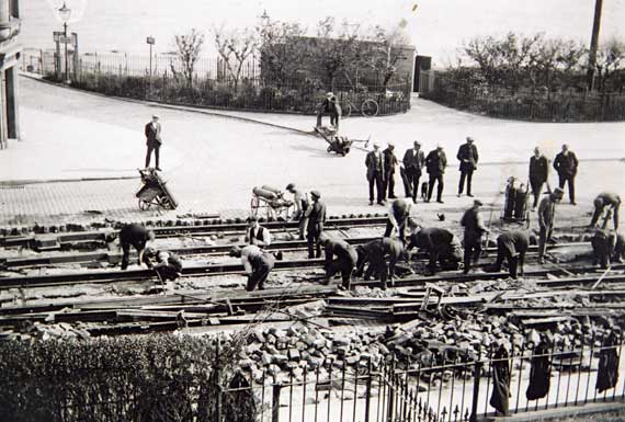 Joppa  -  1923  -  Joining the tramway tracks