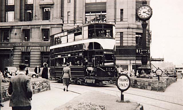 Tram at the West End of Pirnces Street